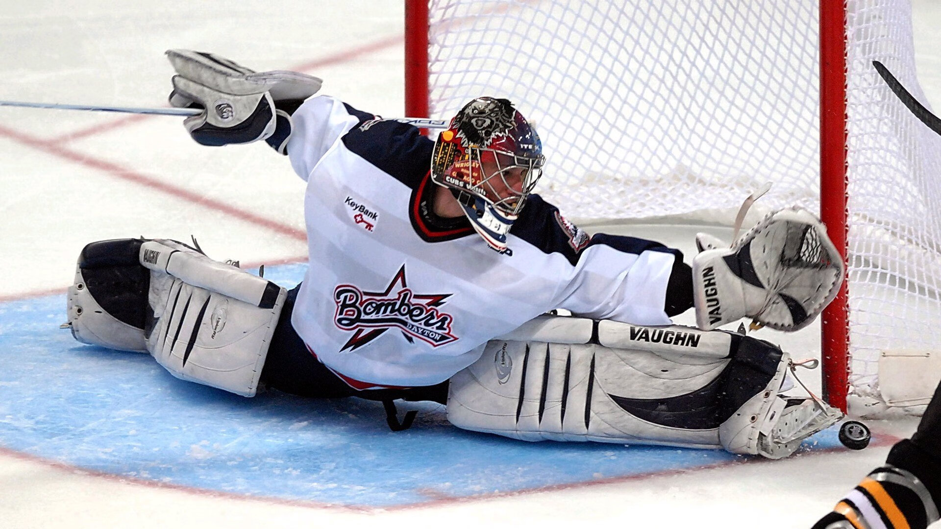 开云·体育全站登录地址-法甲攻势凌厉：顶级射门与精彩配合频频上演